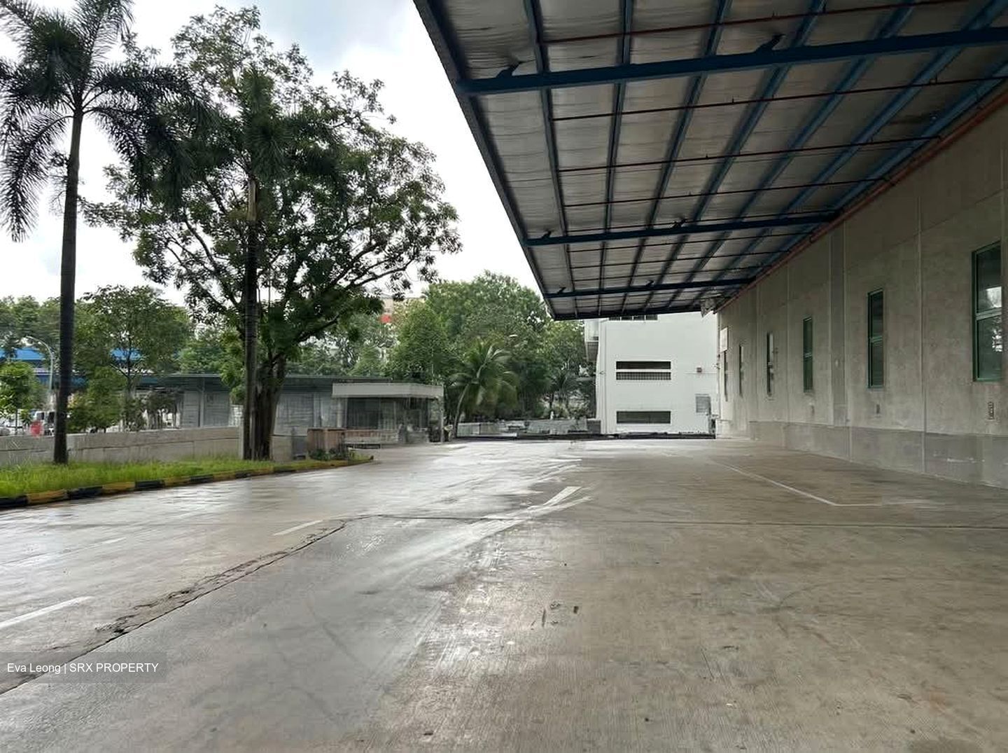 Commonwealth Secondary School (D22), Warehouse #555028371